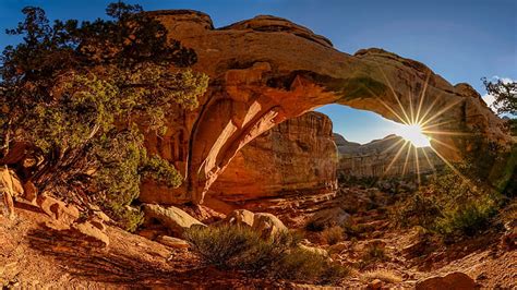 Hd Wallpaper Stone Bridge Rays Sunset Landscape Arch In Arches