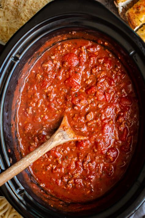 Here is a recipe along with pressure canning instructions for how to make spaghetti sauce with meat. Slow Cooker Spaghetti Sauce - The Magical Slow Cooker