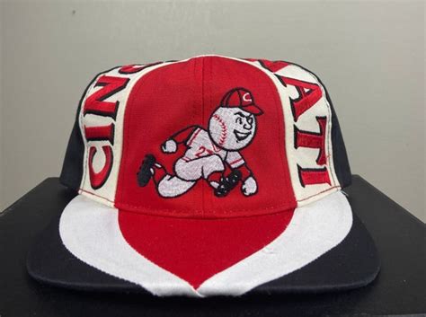 Vintage Cincinnati Reds Snapback Hat Twins Enterprise Gem