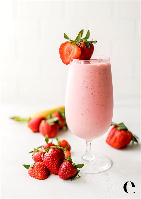 Perfect Strawberry Yogurt Smoothie Elizabeth Rider