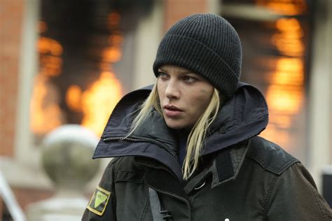 Chicago Fire Chicago Fire Photo Lauren German 858 Sur 1167 Allociné