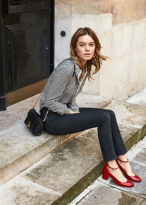 red shoes skinny jeans sezane shirt red shoes outfit parisian chic style fashion