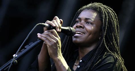 Tracy Chapman Net Worth And Biowiki 2018 Facts Which You Must To Know