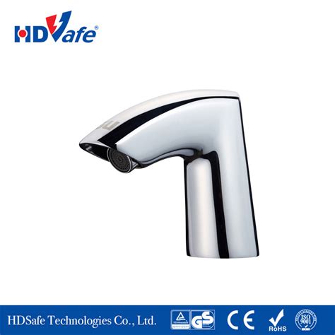 2021 Modern Style Automatic Induction Sensor Taps For Kitchen China