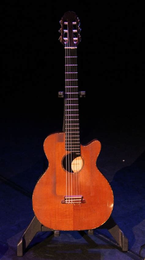 Het bevat veel composities die nu nog steeds door harry en vele andere gitaristen worden gespeeld, waaronder meta sequioa, breekbaar. Gitaren en gear | Harry Sacksioni