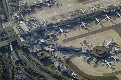 Did You Know That Gatwick Airport Already Has A Second Runway—and Now