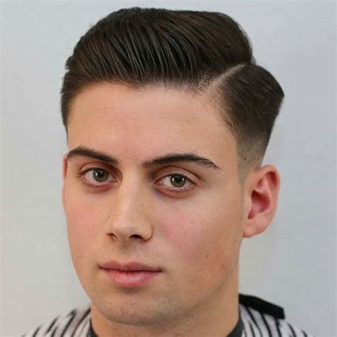 Best Haircuts For Guys With Round Faces In Round Face Men