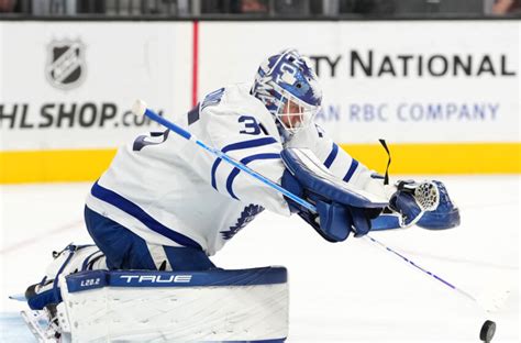 Toronto Maple Leafs Let Goalie Down With Bad Defense Lose In Shootout