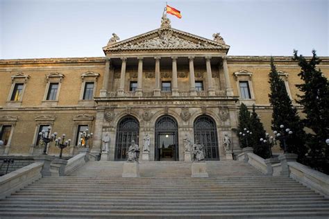 La Biblioteca Nacional De Espa A Ofrece Millones De Euros Para