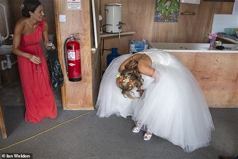 Photographer Captures All The Chaos Of The Big Day Including Guests