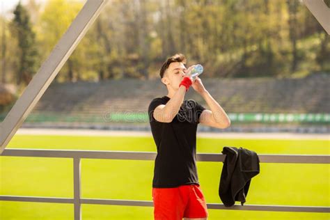 Athlete Refreshment With Water Stock Image Image Of Exercising Male