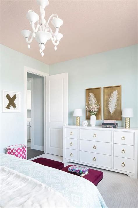 Adding lights in your room illuminates the space and makes it look brighter and bigger. Pink White And Gold Bedroom 48 - decoratoo
