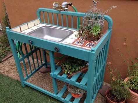Remodelaholic Build A Kids Sand And Water Table From An