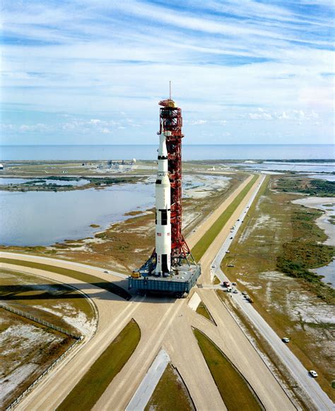 Air And Space Magazine We Built The Saturn V