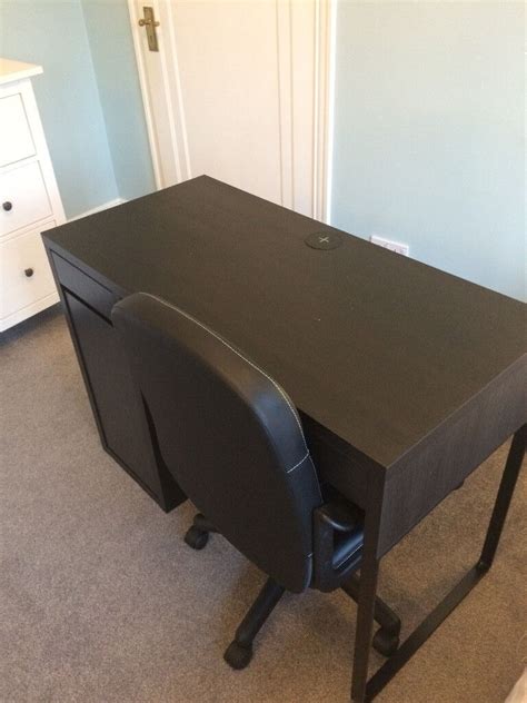 Ikea Micke Desk With Integrated Wireless Charger And Chair In Blyth