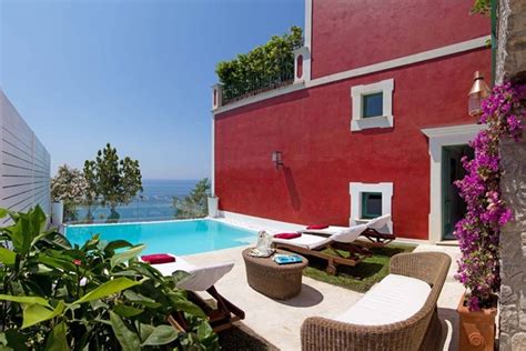 Amalfi Coast Villa Rentals in Italy - Luxury Vacation Villas