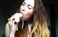 bananas banane yummy izismile cina vietato erotico mangiare sensul sexiest