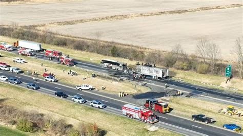 6 People Including 3 Teens Killed In Multi Vehicle Crash On Ohio