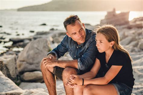 6 Things Your Daughter Wont Tell You But Wishes You Knew All Pro Dad