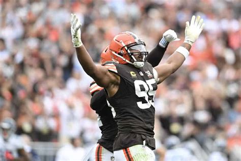 Fans React To Myles Garrett S Impressive Play Over Ers All Pro