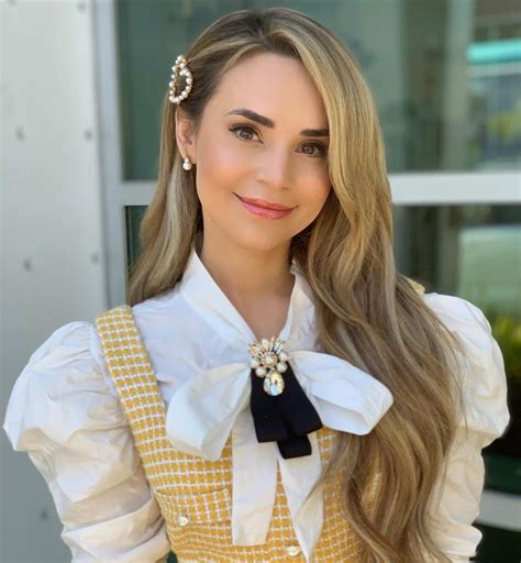 Rosanna Pansino Rosanna Librarian Chic Rosanna Pansino Nerdy Nummies