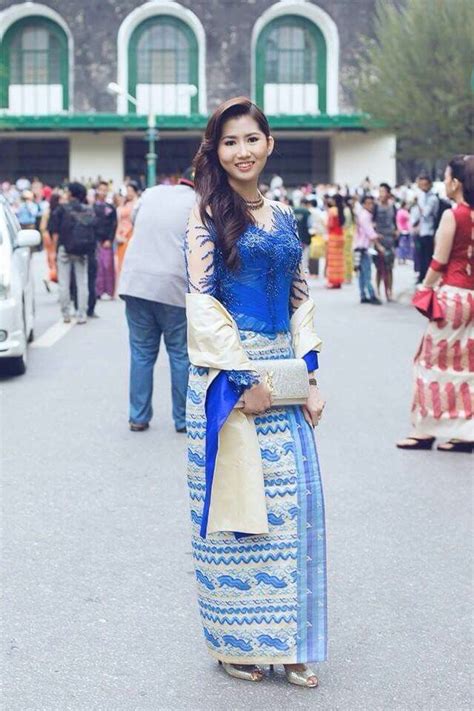 Pin On Myanmar Dress Pwel Tat Fashion