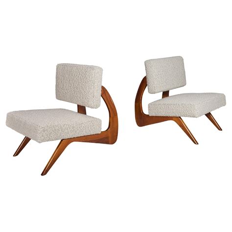 Pair Of Mid Century Spoon Back Chairs At 1stdibs