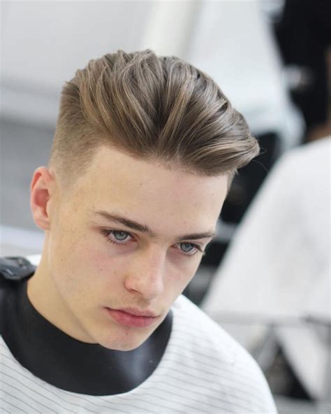 Determining the best hairstyles for round face men can be a difficult undertaking. 70 Best Male Haircuts For Round Faces - Be Unique in 2021