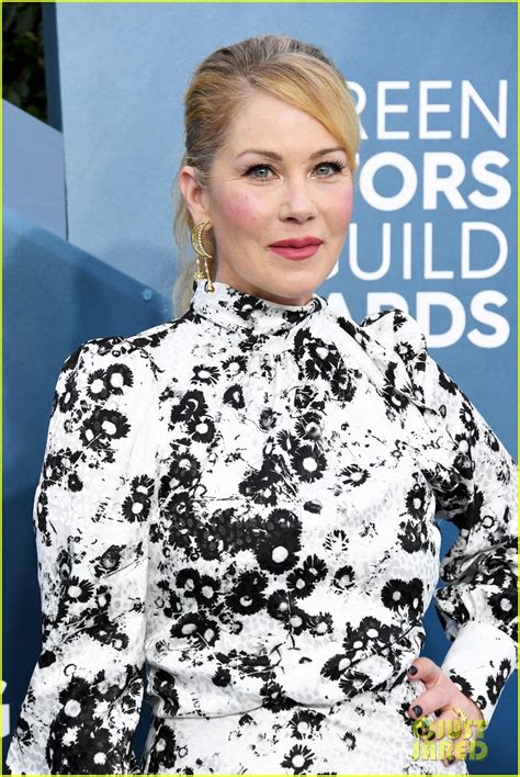 Christina Applegate Dons Black And White Daisy Gown At Sag Awards 2020 Photo 4418070 Christina