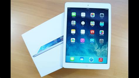 White Ipad Air Unboxing And Hands On Youtube