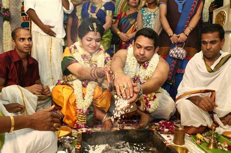 Dd divyadarshini & priyadarshini unseen dance at a marriage function | vijay tv. Tamil Actors Unseen Photoshoot Stills: Vijay TV anchor DD ...