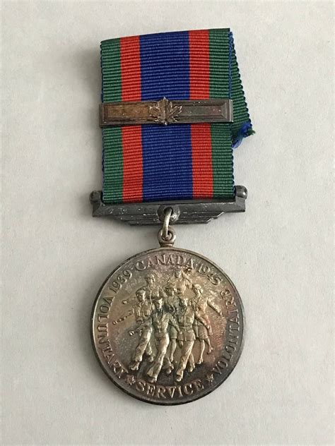 Original Canadian Wwii Volunteer Medal With Clasp Canada Etsy
