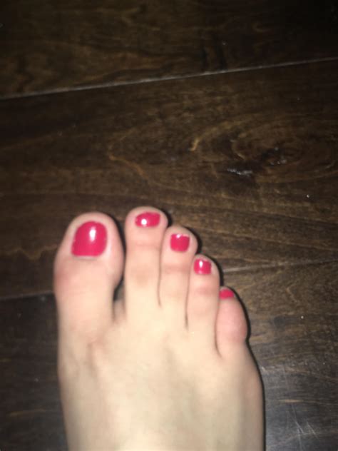 I Just Noticed That My Second Toe Is Longer Than My Big Toe R