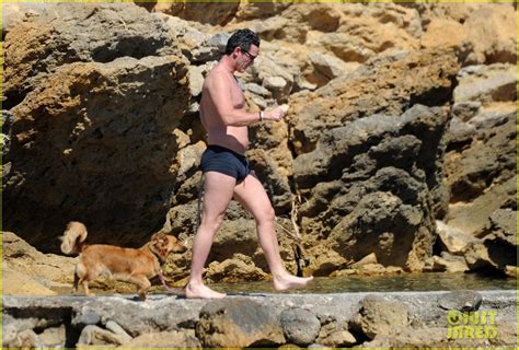 Luke Evans Puts His Shirtless Physique On Display In Ibiza Photo