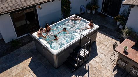 R220 Swim Spa Fits Up To 9 Recsport Recreation Systems Endless Pools