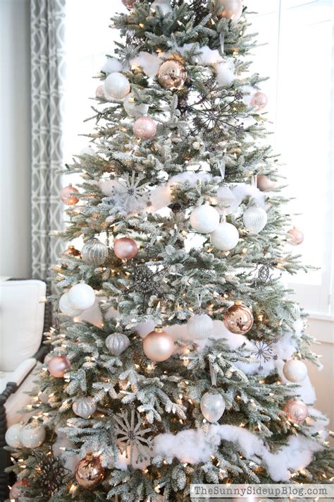 Winter French Country Christmas Tree Decorating Ideas