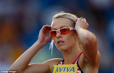 European 800m Champion Lynsey Sharp Believes Athletics Has A Huge Problem Daily Mail Online