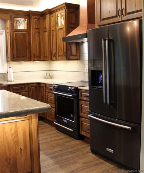 Oak Kitchen Cabinets With Black Stainless Appliances