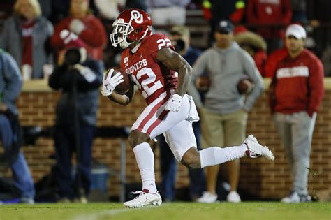 Oklahoma Football Lincoln Riley Quietly Confident About Rb Situation