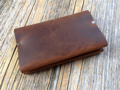 Brown Leather Riveted Wallet Credit Card Holder With Pockets For Cash
