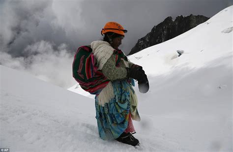 Scaling the el nath mountains guide. Pictures show mountain women of Bolivia climbing in their traditional costumes | Daily Mail Online