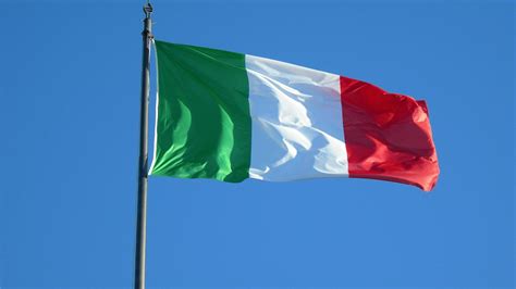 Italy Flag Wallpapers Top Free Italy Flag Backgrounds Wallpaperaccess