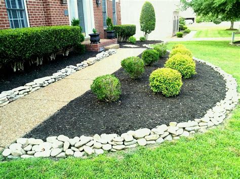 Fabulous Landscaping Ideas Using Rocks And Stones