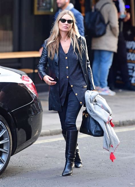 Kate Moss Street Style Leaving A Hairdresser In Soho 10012020