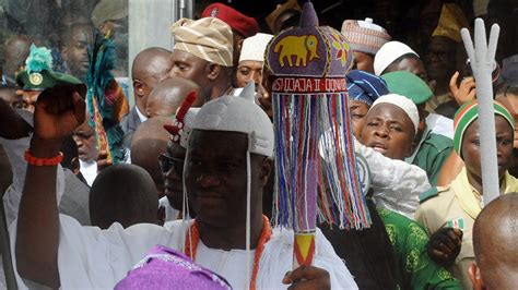 Ooni Of Ife New Yoruba King Crowned In Nigeria Bbc News
