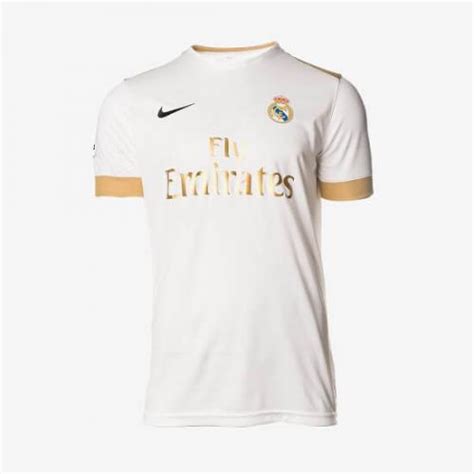 No te preocupes por las fotos, te llegara tal y como esperas. Camiseta Real Madrid 2020/2021