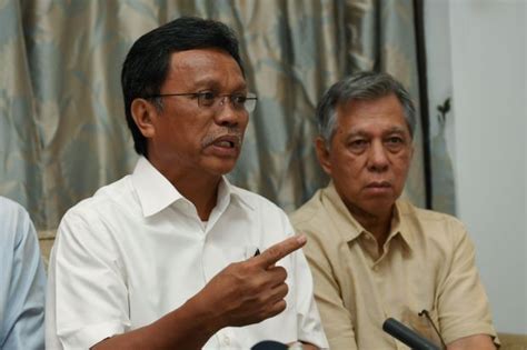 Presiden parti warisan sabah, datuk seri mohd shafie apdal dedah, apabila pakatan harapan jatuh, datuk seri anwar ibrahim mula mendesak tun dr mahathir mohamad untuk menyerahkan jawatan perdana menteri kepadanya. Datuk Seri Shafie Apdal akan mengadap Yang di-Pertua ...