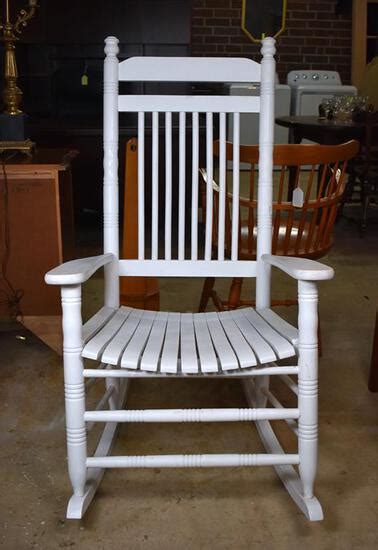 White Cracker Barrel Slat And Spindle Rocking Chair With Pads Art