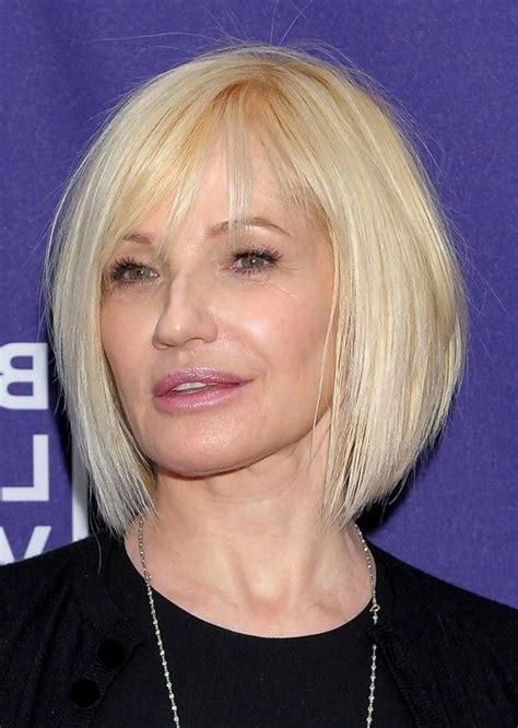 The way you style your hair changes as you get older, but now that you're over 40, you may feel like you have to settle for something suitable for an older woman. Short Bob Hairstyle for over 40 and Overweight Women 3 ...