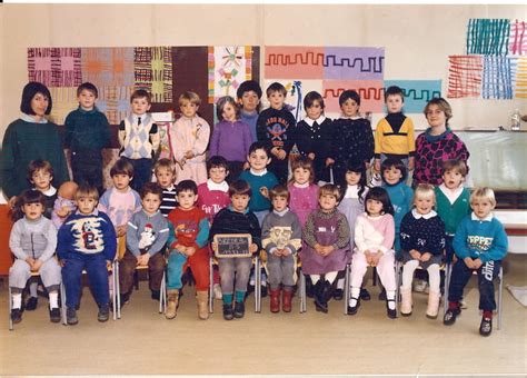 Photo De Classe Moyenne Section De Ecole De Montfort Breteil Copains D Avant